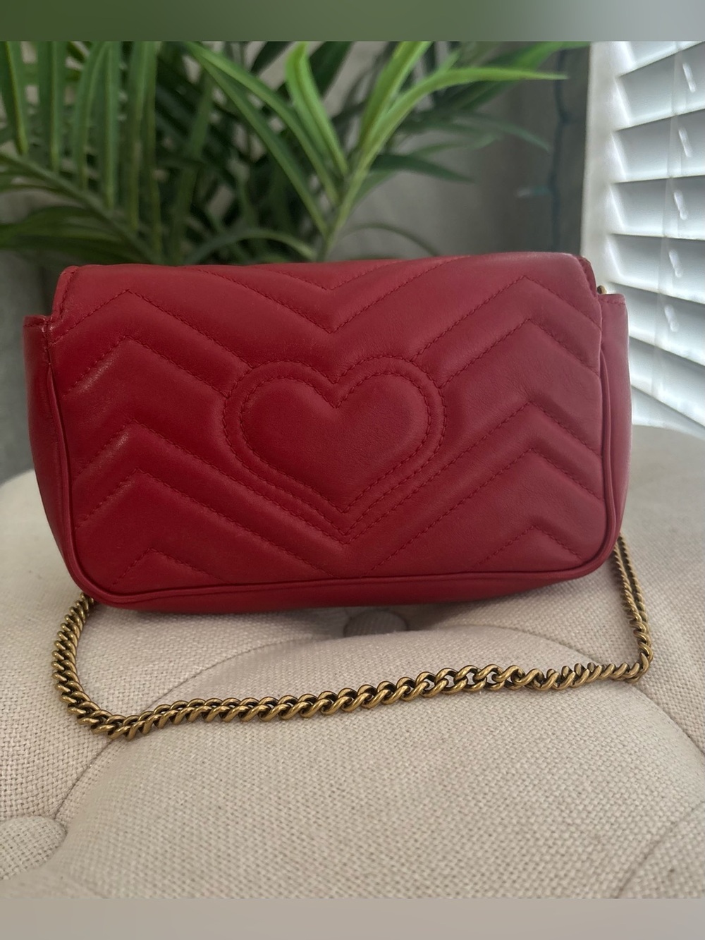 Gucci GG Marmont Super Mini Red Bag - Picture 3 of 14